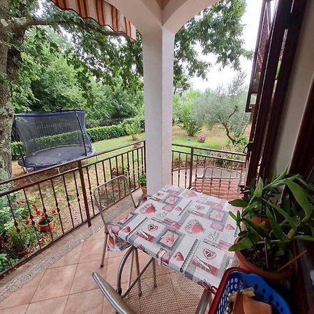 אומאג Apartment Ornela מראה חיצוני תמונה
